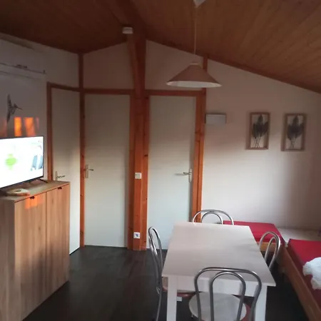 Alpstuga Exclusive Fin Aout Cosy 6 Pers, Clim, Piscine, Pinede, Parking, Calme Mediterranee